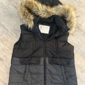 Calvin Klein Vest